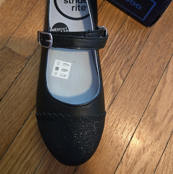 Stride Rite Black Ballet Flats Size Y1 - Picture 4 of 7